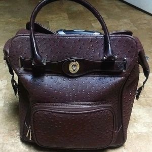 Adrienne Vittadini Rolling Luggage